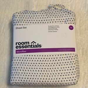 Room Essentials White Microfiber Sheet Set with Black Dot Pattern